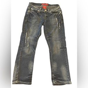 RED RIVET SZ 3 CROPPED STRAIGHT LEG JEANS - EUC